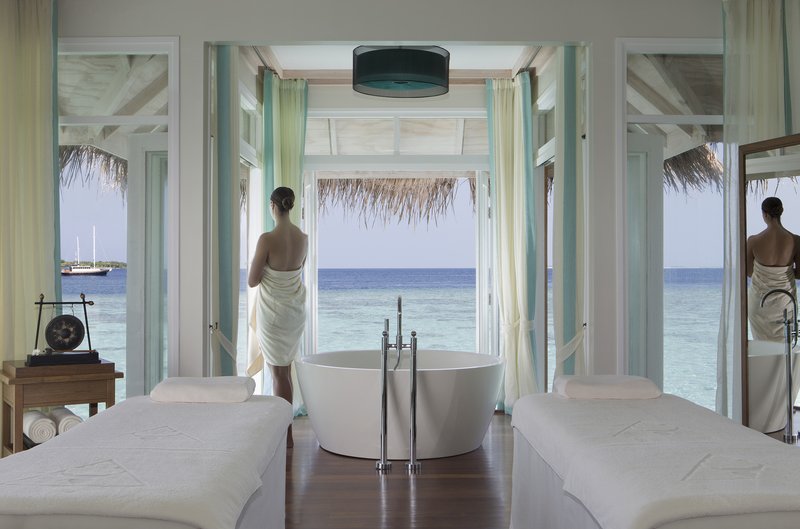 spa treatment, spa bath, maldives luxury spa