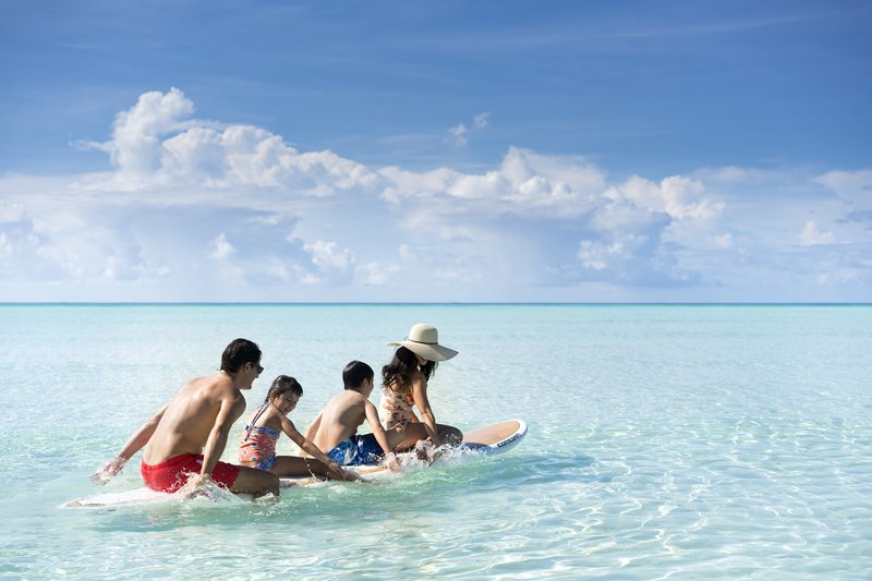 family travel in maldives