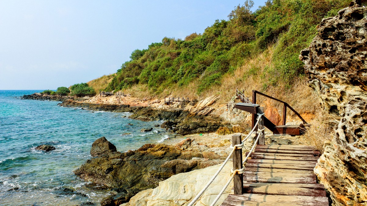 Here’s why you should visit Thailand in the Summer -An unforgettable Thai adventure awaits