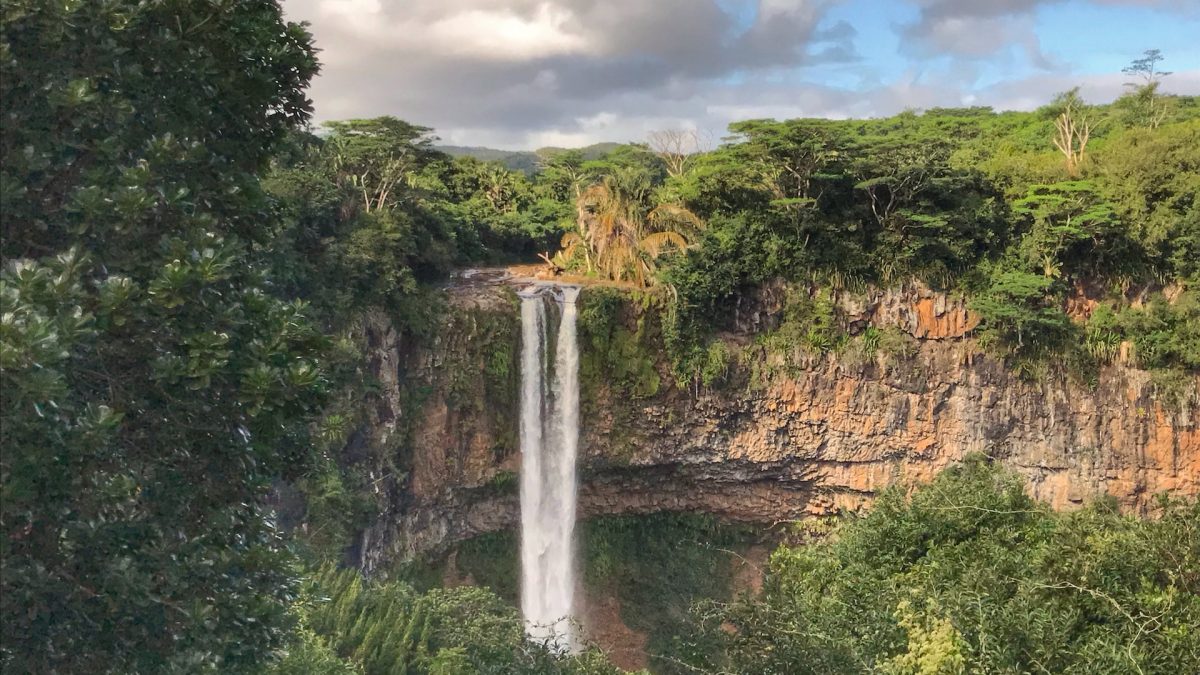 Discover the Tropical Paradise of Mauritius: A Comprehensive Travel Guide