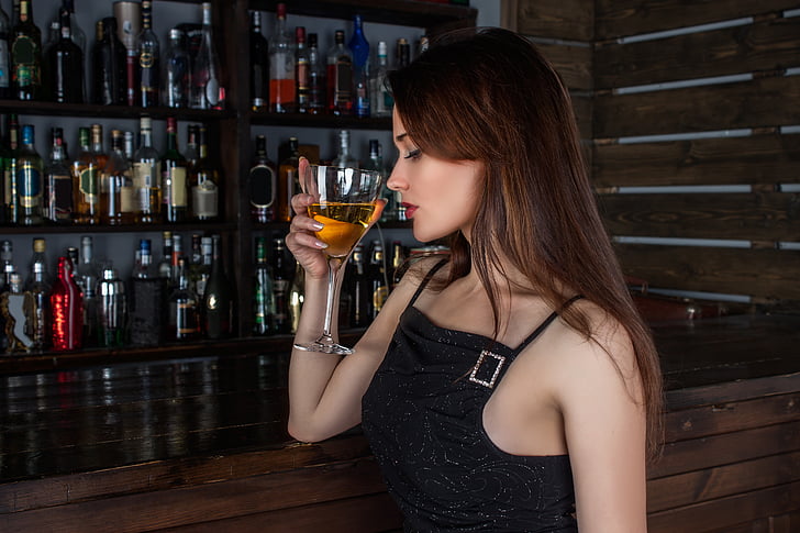 The Ultimate Nightlife Guide to Shanghai’s Bars and Clubs