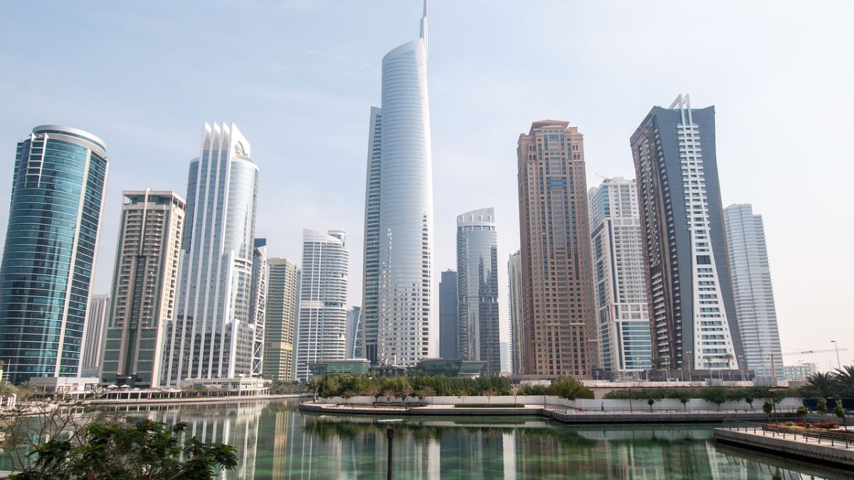 The Pros of a Serviced Apartment: A Superior Choice for Long Stays