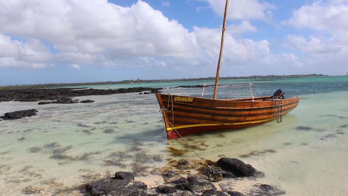 Exploring the Harmony Between Island Architecture and Landscape: What Makes Mauritius So Special