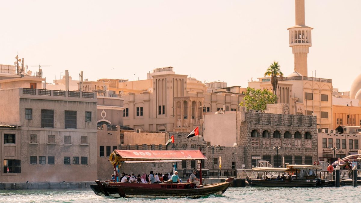 Trade Crowds for Calm: 4 Reasons Why Dubai’s Southern Coast Is the Perfect Beach Escape