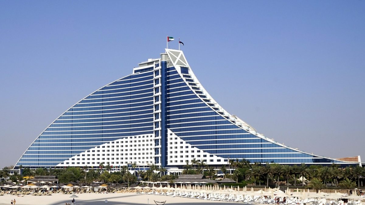 Top Reasons Holiday Homes in Palm Jumeirah Are Perfect for Digital Nomads
