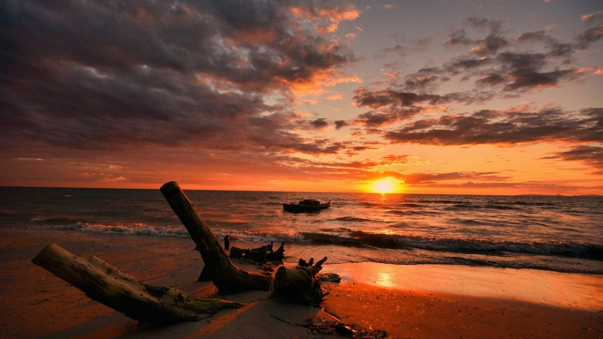 Spending a Day in Koh Phagan: An Island Itinerary from Sunrise to Sunset