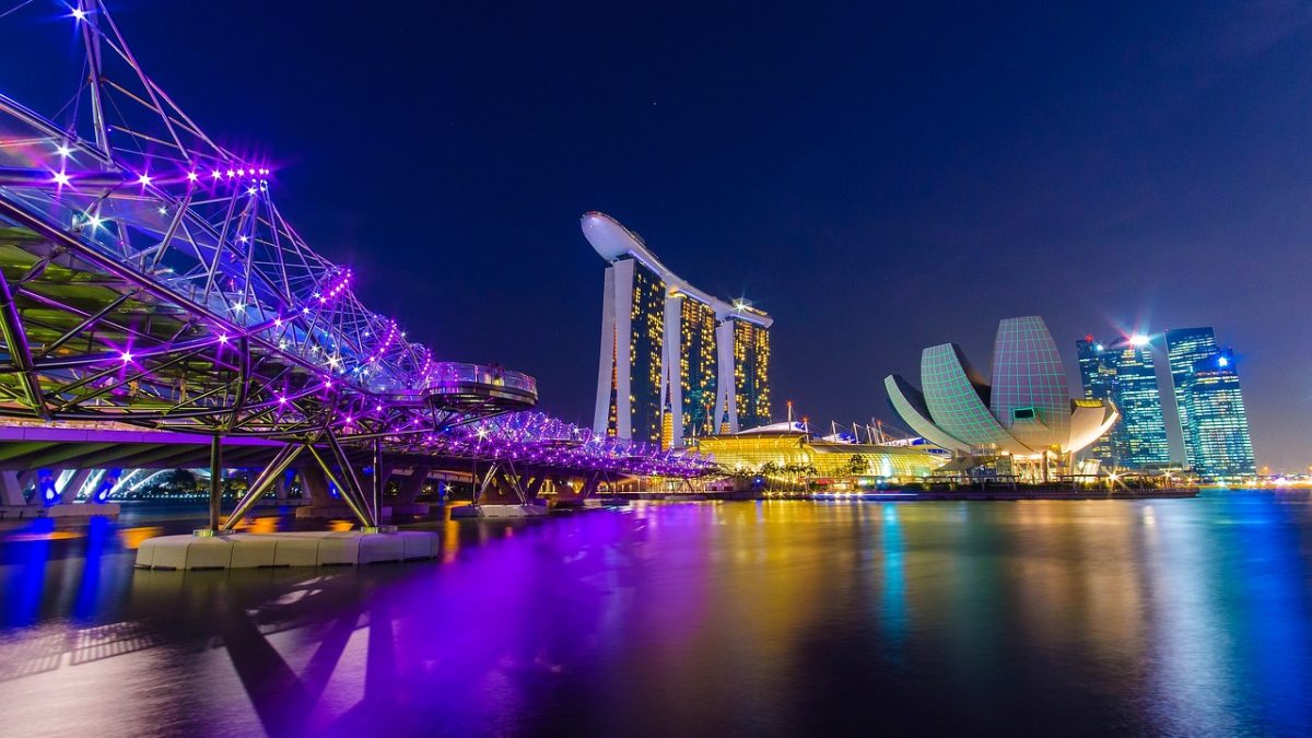 A Taste of the Real Singapore: Where Locals Actually Eat – From hawker legends to neighbourhood favourites