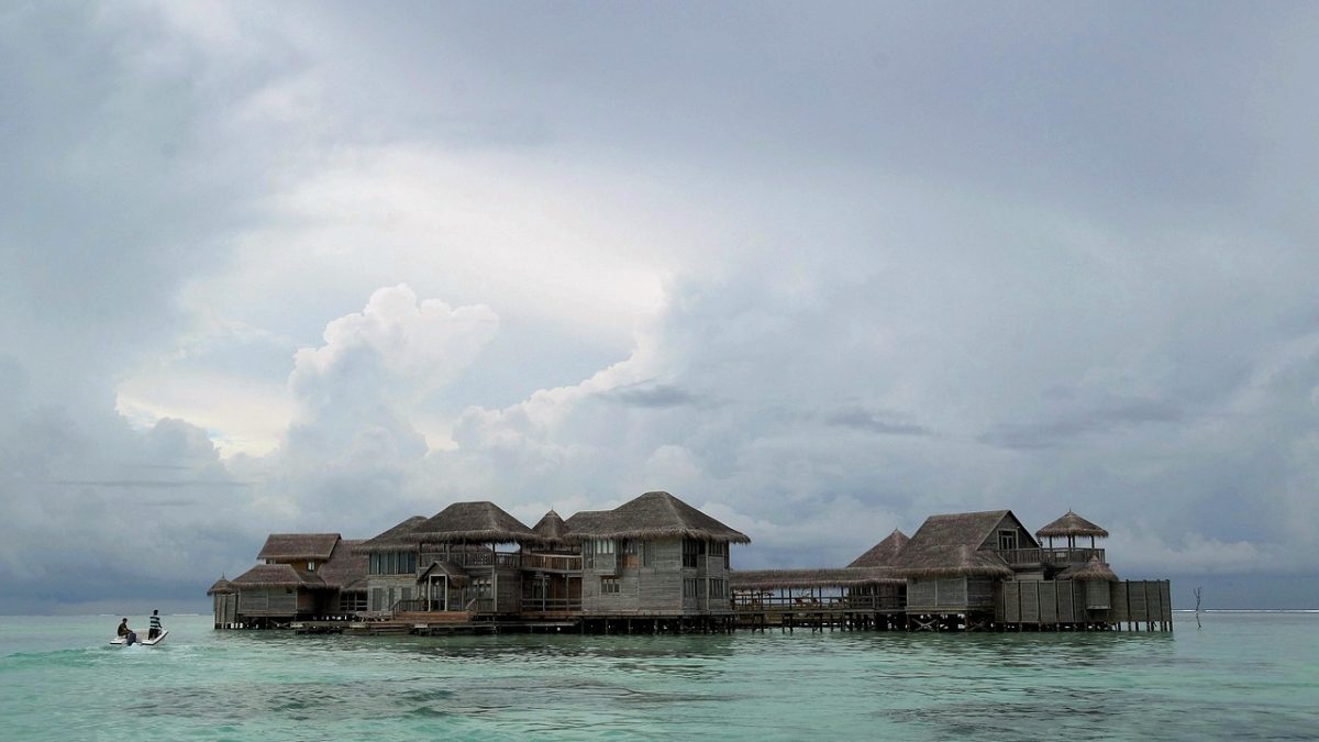 Why Travellers Prefer Beachfront Villas for Relaxation in Da Nang: Embracing Luxury on Holiday
