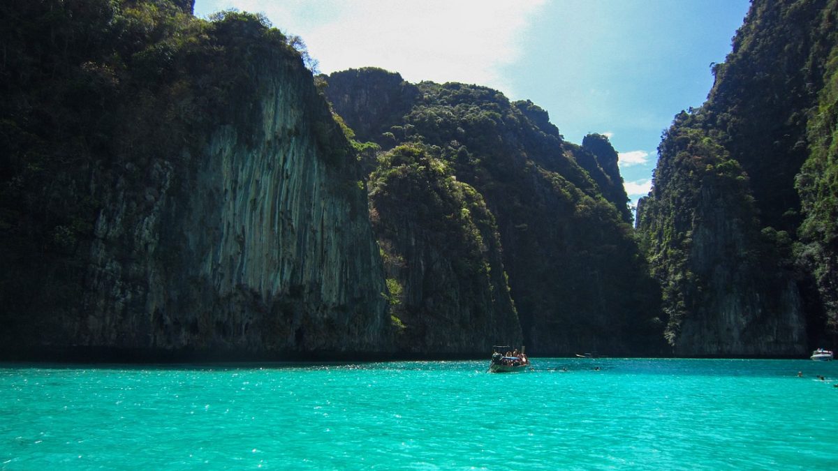 Rediscovering the Phi Phi Islands: An Island Renewed Through Care, Calm and Conscious Travel