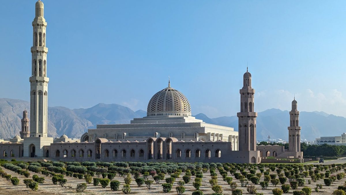 Redefining Luxury in Muscat – Simplicity and Space 