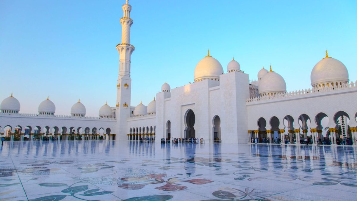 Exploring Abu Dhabi at Your Own Pace