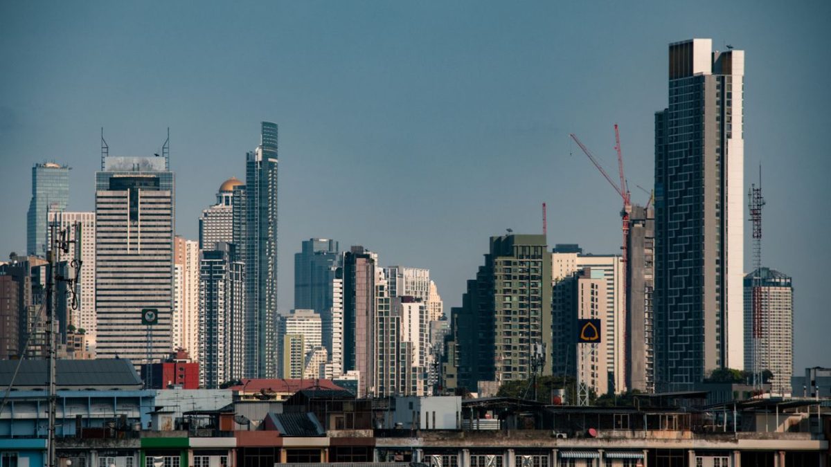The Best of Both Worlds: How Bangkok Balances City Vibes with Soulful Tranquillity