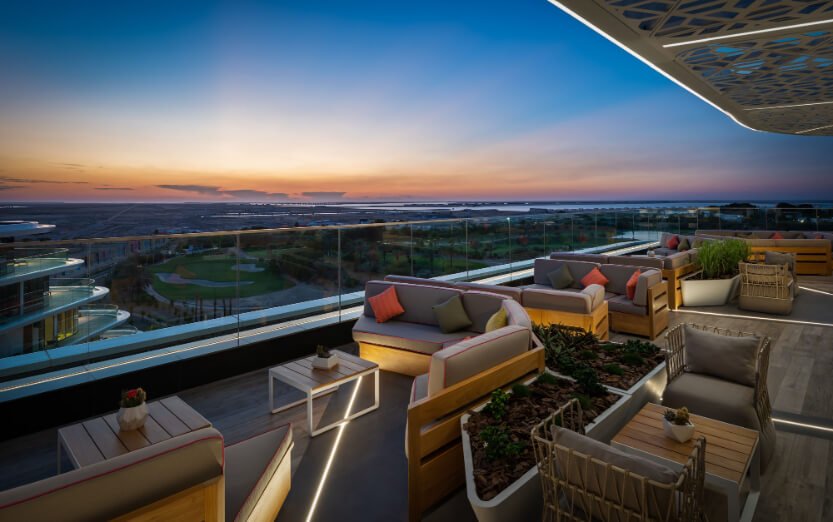 Common Mistakes to Avoid When Booking Dubai Hotel Special Deals