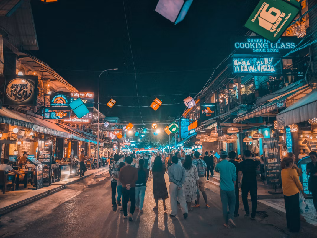 What are the best things to do in Siem Reap beyond the temples?