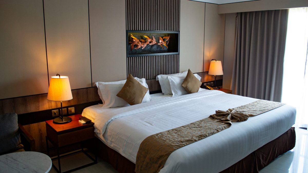 How to Find the Best Dubai Beach Hotel Offers for Every Type of Traveler