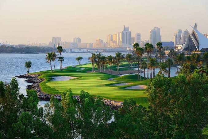 What Are the Best Luxury Resorts in Dubai for Golf and Marina Experiences?