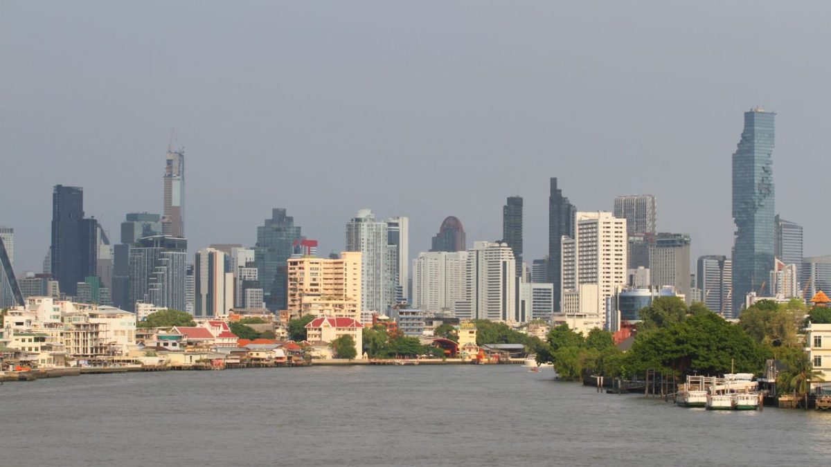 Best Long-Stay Hotels in Bangkok for Corporate Travelers and Executives